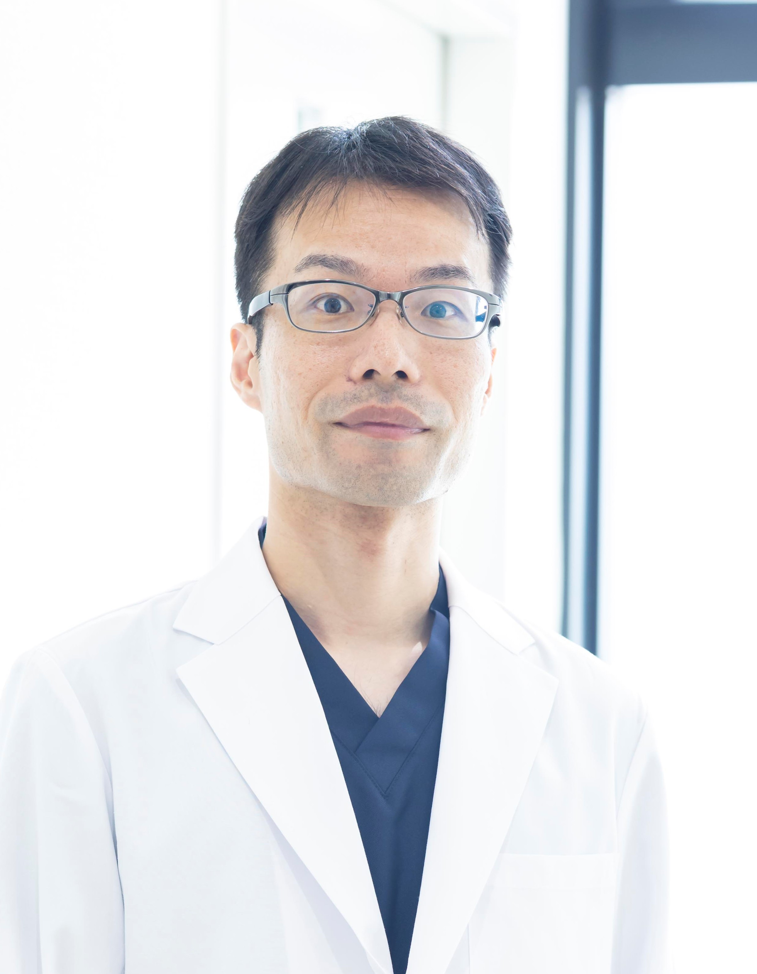 新谷　尭