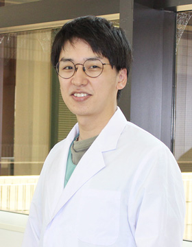 友野　雅人